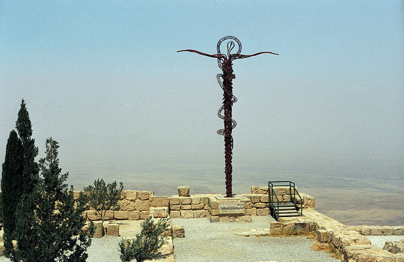 The Bronze Serpent monument on Mt Nebo (Jerzy Strzelecki)